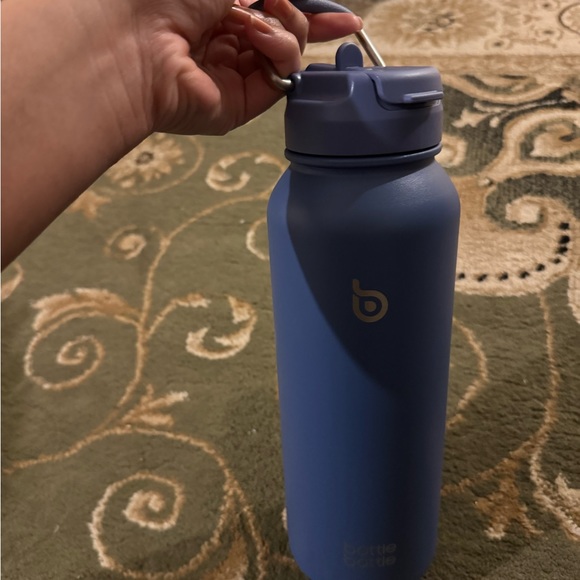 Bottle - Picture 3 of 6